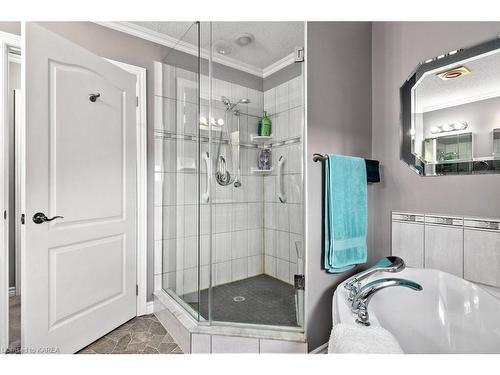 1 Robinson Road, Camden East, ON - Indoor Photo Showing Bathroom