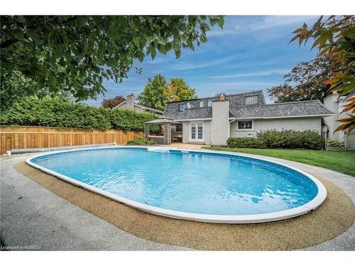 302 Avenue Road, Kingston, ON - Outdoor With In Ground Pool With Backyard