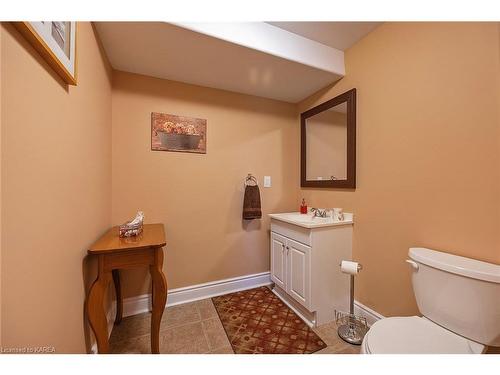 511 Glennelm Road, Greater Napanee, ON - Indoor Photo Showing Bathroom