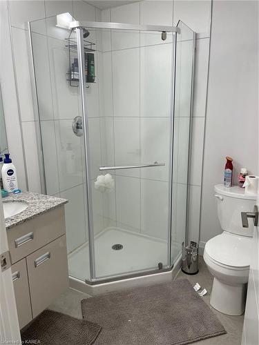 232-652 Princess Street, Kingston, ON - Indoor Photo Showing Bathroom