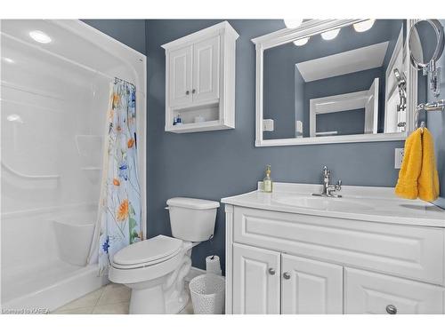 1282 Richmond Lane, Parham, ON - Indoor Photo Showing Bathroom