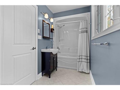 1282 Richmond Lane, Parham, ON - Indoor Photo Showing Bathroom