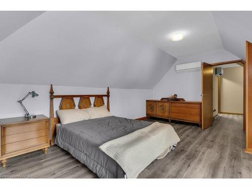 721 County Road 2, Lansdowne, ON - Indoor Photo Showing Bedroom