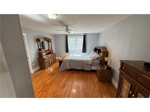 540 Cutler Road, Yarker, ON - Indoor Photo Showing Bedroom