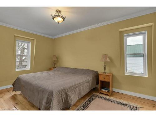 350 Stone Street South Street S, Gananoque, ON - Indoor Photo Showing Bedroom