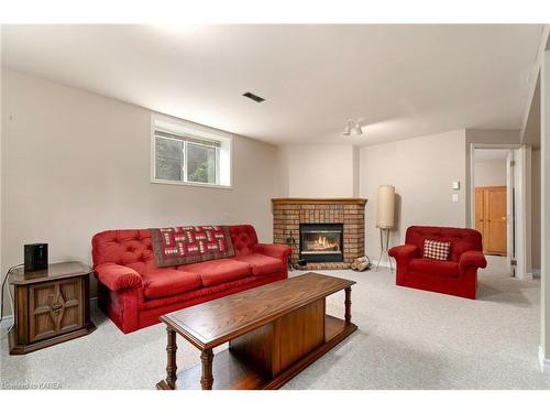 5 Westview Drive, Brighton, ON - Indoor Photo Showing Living Room With Fireplace
