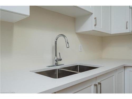 635 Tanner Drive, Kingston, ON - Indoor Photo Showing Kitchen With Double Sink