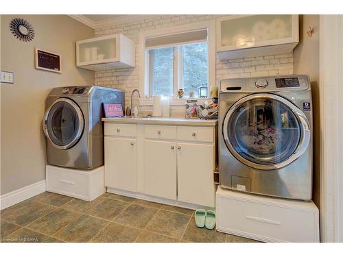 5525 Rideau Road, Seeleys Bay, ON - Indoor Photo Showing Laundry Room