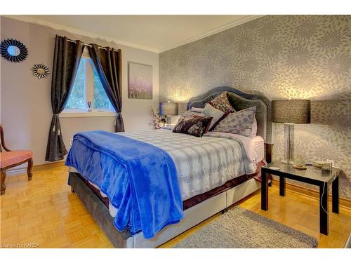 5525 Rideau Road, Seeleys Bay, ON - Indoor Photo Showing Bedroom