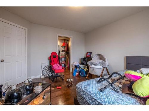 171 Briceland Street, Kingston, ON - Indoor Photo Showing Bedroom