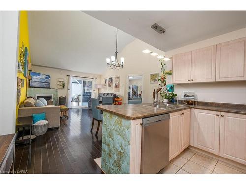 484 Country Club Drive, Bath, ON - Indoor Photo Showing Kitchen With Double Sink