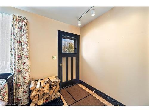 1018-1032 Jewel Road, Cloyne, ON - Indoor Photo Showing Other Room