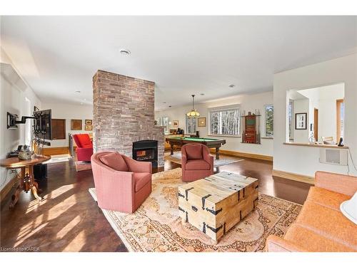 2797 Macgillivray Lane, Perth Road Village, ON - Indoor Photo Showing Living Room With Fireplace