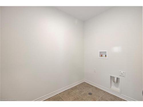 Lot E9-1359 Woodfield Crescent, Kingston, ON - Indoor Photo Showing Other Room