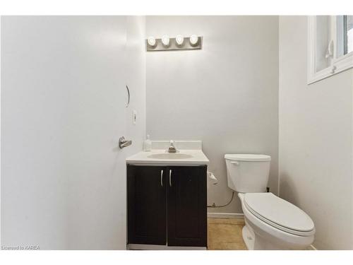 4-1 Timberview Way, Nepean, ON - Indoor Photo Showing Bathroom