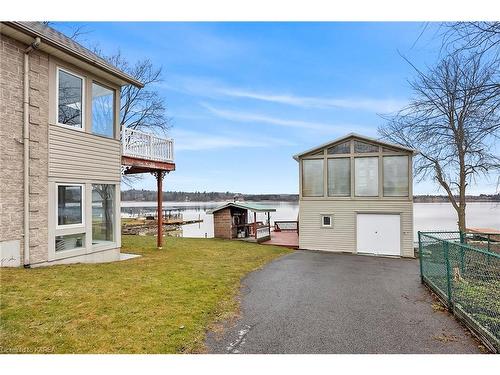 1 Leavis Shores, Gananoque, ON - Outdoor