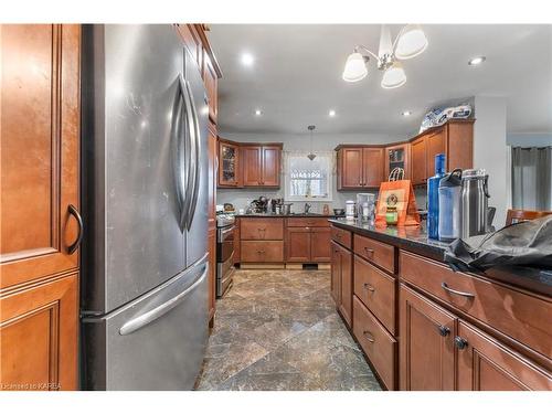 29 Seventh Avenue, Kingston, ON - Indoor Photo Showing Kitchen