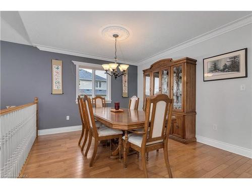 163 Rose Abbey Drive, Kingston, ON - Indoor Photo Showing Dining Room
