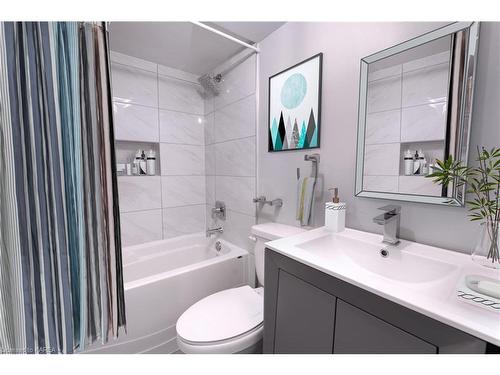 258 Kingscourt Avenue, Kingston, ON - Indoor Photo Showing Bathroom