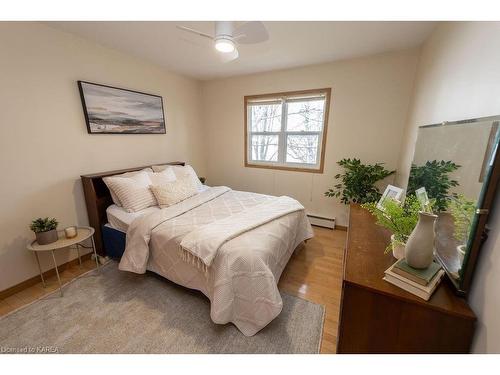 795 Lasalle Boulevard, Kingston, ON - Indoor Photo Showing Other Room