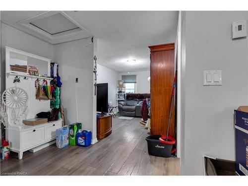 904 Princess Street, Kingston, ON - Indoor Photo Showing Other Room