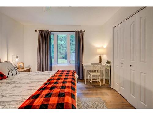 346 North Shore Road, Westport, ON - Indoor Photo Showing Bedroom