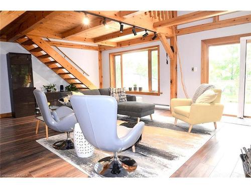 29263 Highway 7, Arden, ON - Indoor Photo Showing Living Room