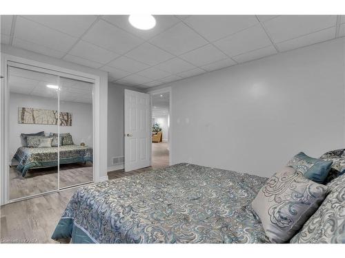 40 Biscayne Street, Kingston, ON - Indoor Photo Showing Bedroom