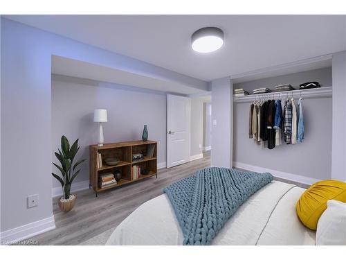 258 Kingscourt Avenue, Kingston, ON - Indoor Photo Showing Bedroom