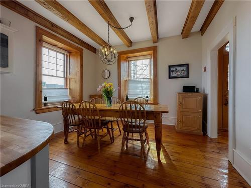 1311 Turnbull Way, Kingston, ON - Indoor Photo Showing Dining Room