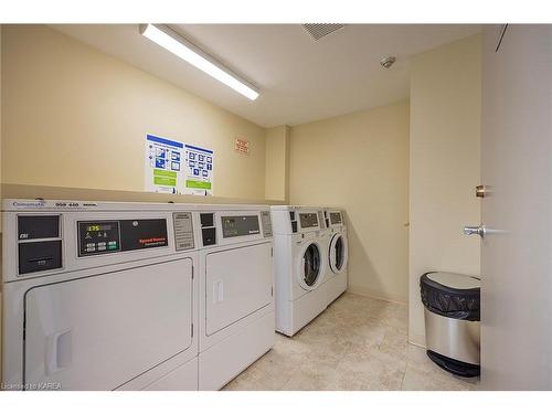 305-334 Queen Mary Road, Kingston, ON - Indoor Photo Showing Laundry Room
