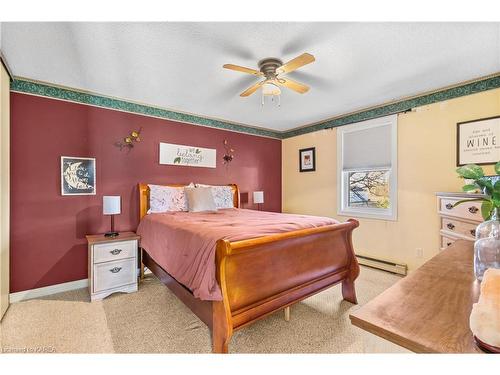 468 Camden Road, Greater Napanee, ON - Indoor Photo Showing Bedroom