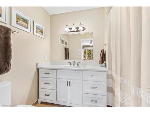 105 Taber Hill Lane, Rideau Lakes, ON - Indoor Photo Showing Bathroom