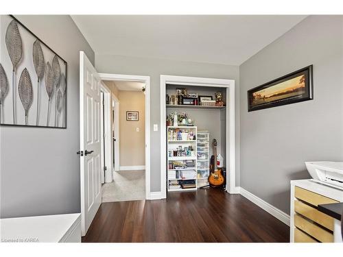 1314 Waverley Crescent, Kingston, ON - Indoor Photo Showing Other Room