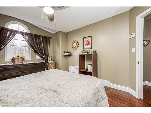 1368 Thornwood Crescent, Kingston, ON - Indoor Photo Showing Bedroom