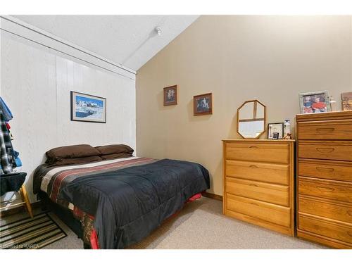 12531 Highway 41, Northbrook, ON - Indoor Photo Showing Bedroom
