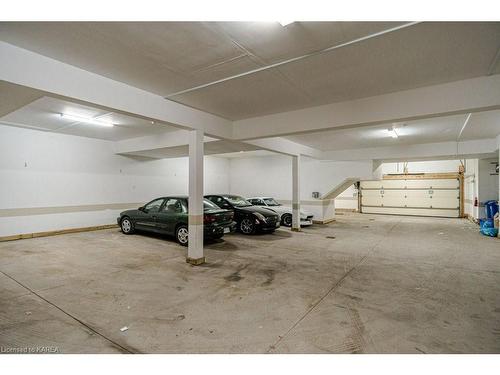 335-339 Barrie Street, Kingston, ON - Indoor Photo Showing Garage