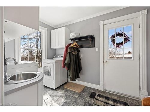 1622 County Road 5, Greater Napanee, ON - Indoor Photo Showing Laundry Room