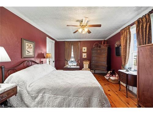 1622 County Road 5, Greater Napanee, ON - Indoor Photo Showing Bedroom