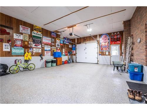 4811 Wolfe Swamp Rd Road, Harrowsmith, ON - Indoor Photo Showing Garage