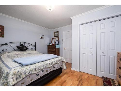 4811 Wolfe Swamp Rd Road, Harrowsmith, ON - Indoor Photo Showing Bedroom