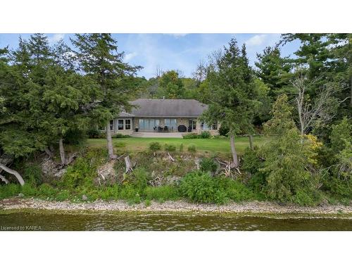 873 North Shore Road, Howe Island, ON - Outdoor
