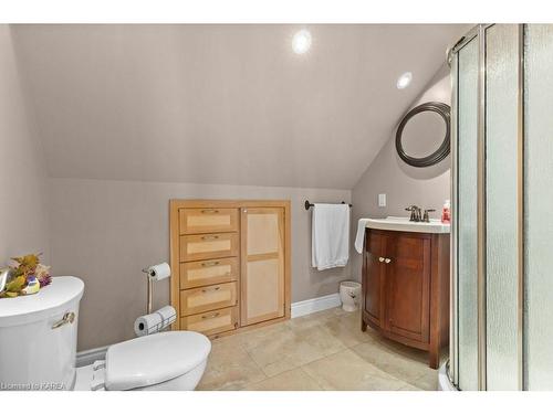 1749 Ormsbee Road, Battersea, ON - Indoor Photo Showing Bathroom