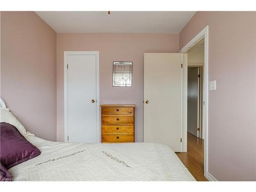4116 Davidson Road, Inverary, ON - Indoor Photo Showing Bedroom