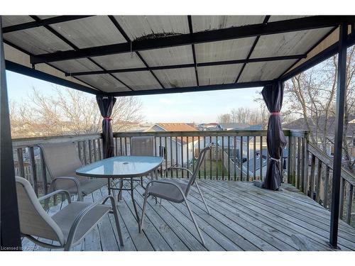 118 Islandview Drive, Amherstview, ON - Outdoor With Deck Patio Veranda With Exterior