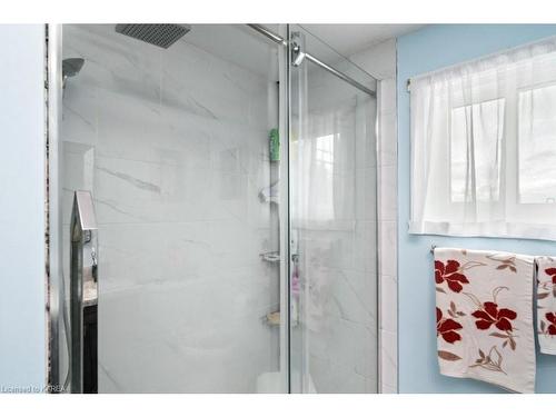 4225 County Road 9, Napanee, ON - Indoor Photo Showing Bathroom