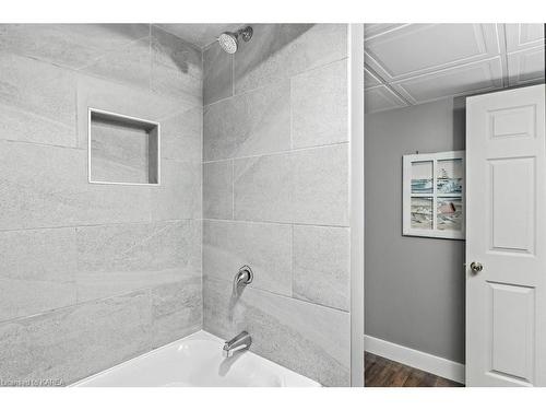 4225 County Road 9, Napanee, ON - Indoor Photo Showing Bathroom