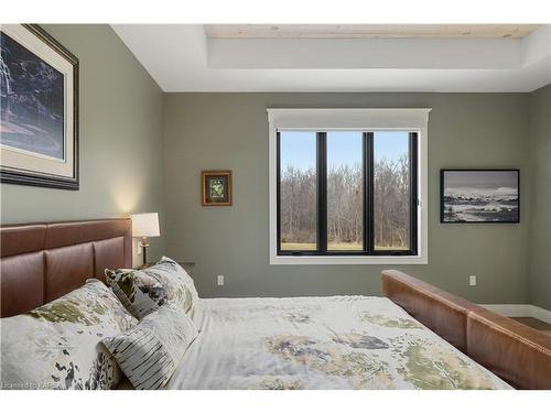 5968 County Rd 9, Napanee, ON - Indoor Photo Showing Bedroom