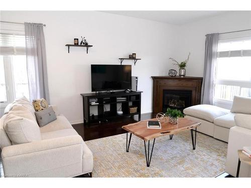 420 Laura Avenue, Kingston, ON - Indoor Photo Showing Living Room With Fireplace
