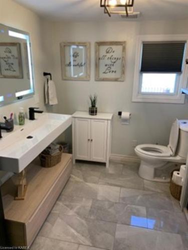 263 Gordon Road, Deseronto, ON - Indoor Photo Showing Bathroom